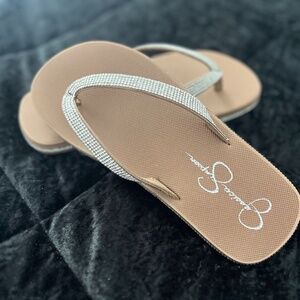 Jessica Simpson Flip Flop BNIB Size 6